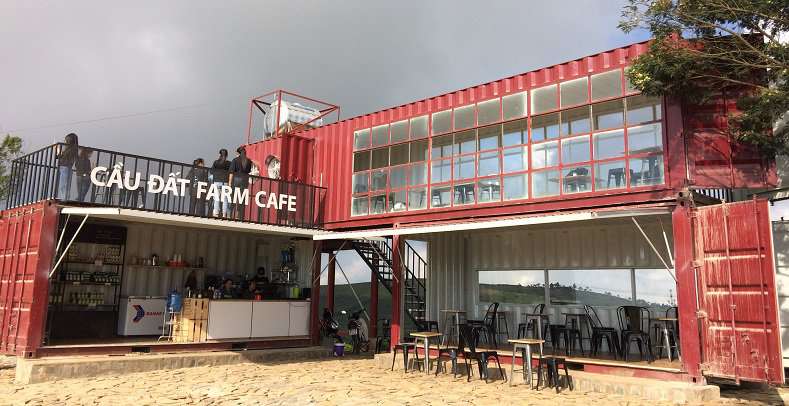 Quán Cafe Đồi Chè Cầu Đất ở Tp. Đà Lạt thiết kế từ Container